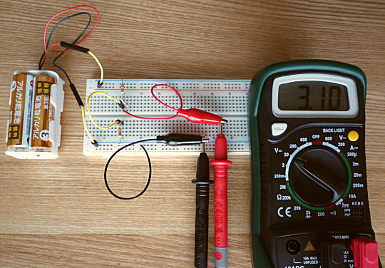 抵抗分圧回路の電圧測定(1)